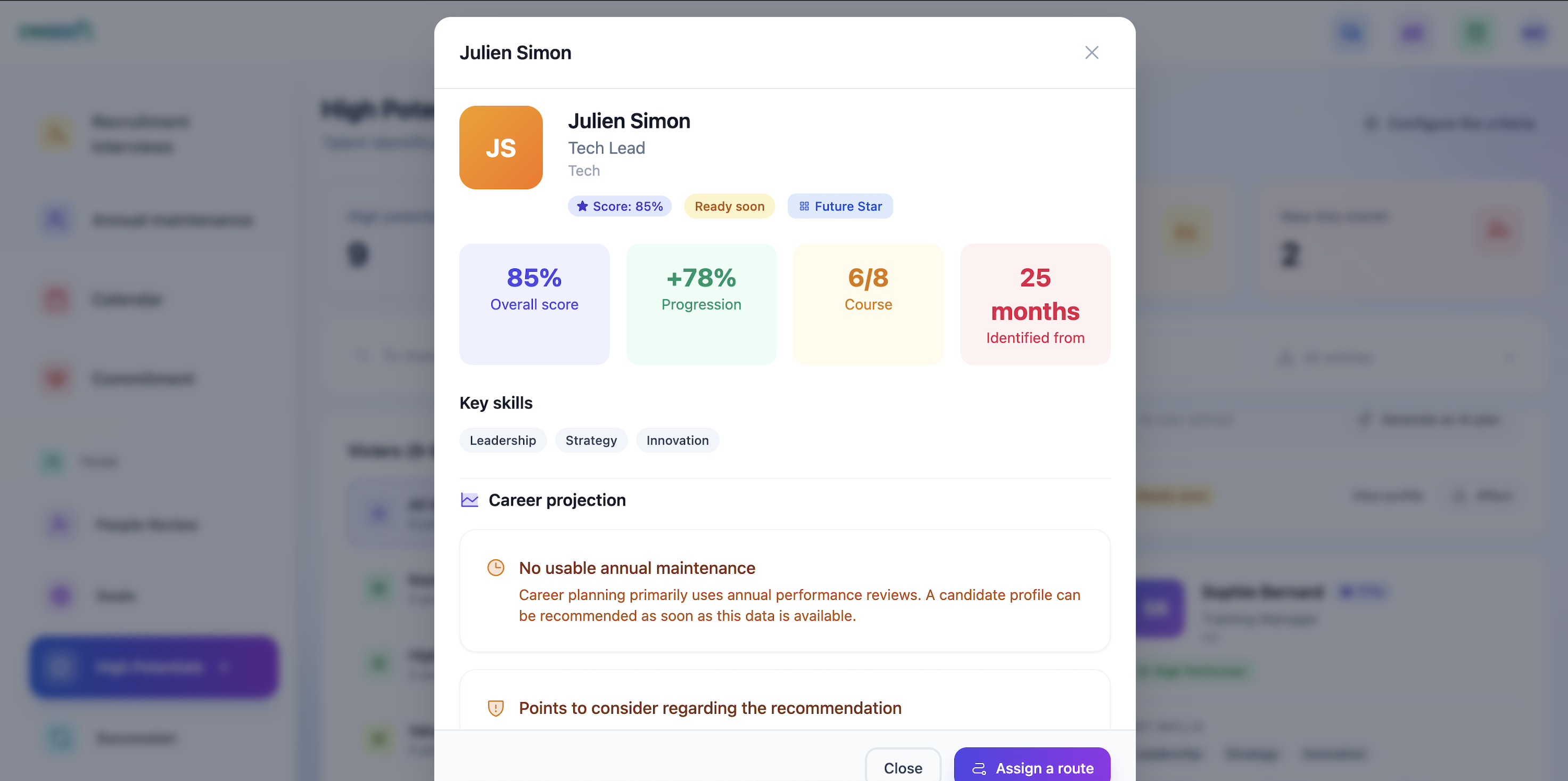 Profil talent — Score, progression, compétences clés, projection de carrière et plans suggérés